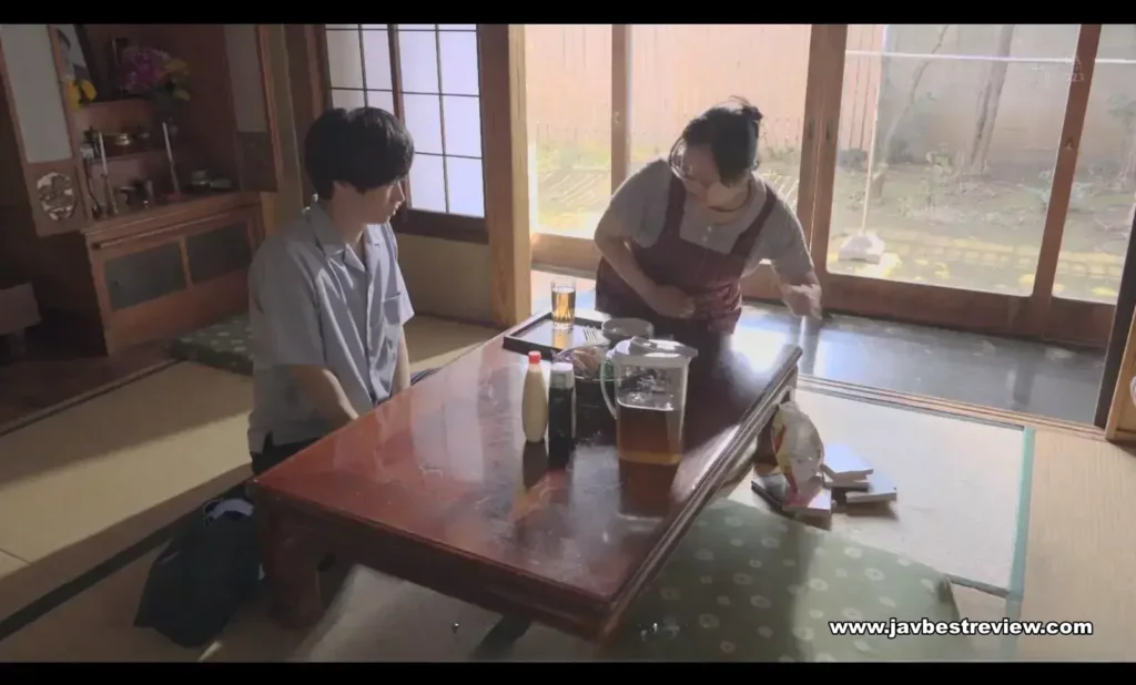 STARS-771 When I Returned Home For The First Time In Several Years, Arasa's Older Sister Was Still A Self-proclaimed Housekeeper (NEET) Mourning Woman. Hidden Big Sister (26) Kanan Amamiya