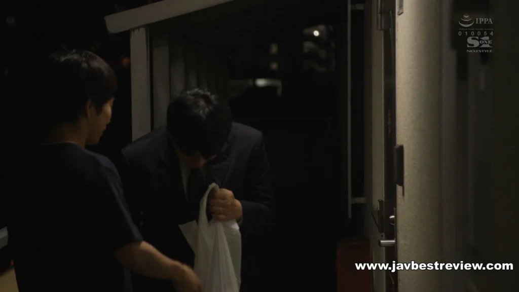 SONE-053 The Neighbor Of The Apartment We Moved Into Was An Unfaithful Ex-boyfriend...Riri Nanatsumori, A Newlywed Wife Who Is Seduced And Seduced By Her Past, And Ends Up Cumming With Someone Else's Dick Next To Her Husband.