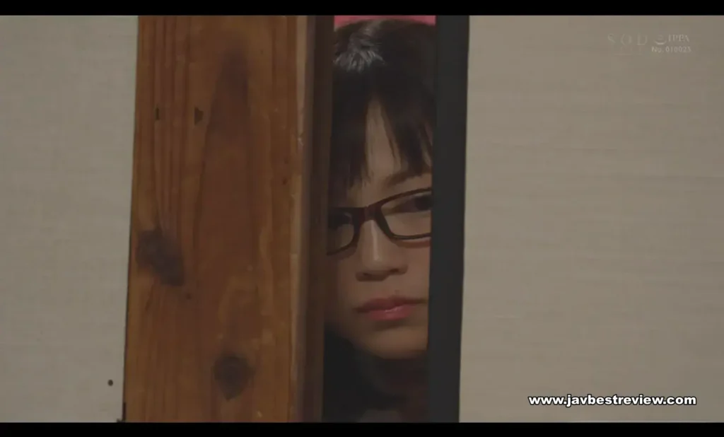 STARS-771 When I Returned Home For The First Time In Several Years, Arasa's Older Sister Was Still A Self-proclaimed Housekeeper (NEET) Mourning Woman. Hidden Big Sister (26) Kanan Amamiya
