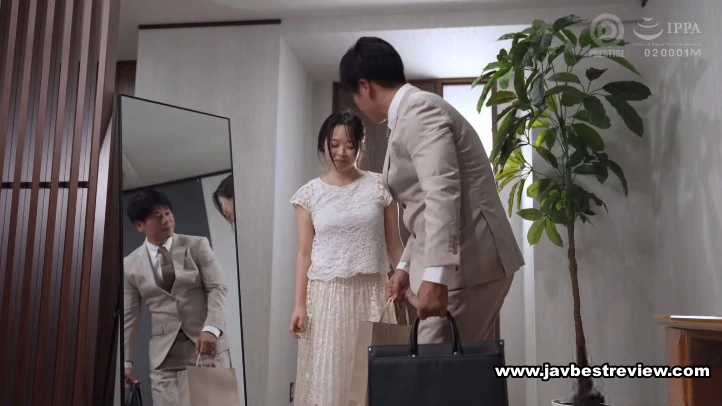 ABF-063 Reverse NTR: The Ultimate Office Affair Where A Junior Keeps Forcing Men To Go Crazy. Remu Suzumori