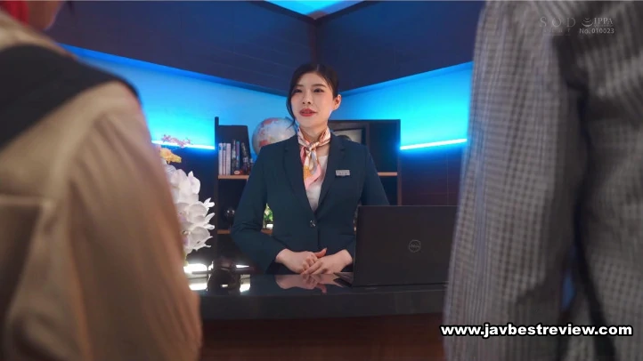 STARS-979 A Beautiful Hotelier's Secret Hobby Is Seducing Customers Who Have Wives Or Lovers By Whispering Dirty Words And Seducing Them. Rei Kamiki