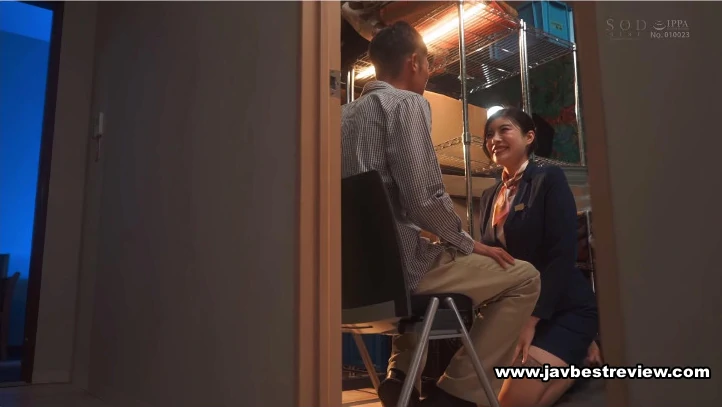 STARS-979 A Beautiful Hotelier's Secret Hobby Is Seducing Customers Who Have Wives Or Lovers By Whispering Dirty Words And Seducing Them. Rei Kamiki