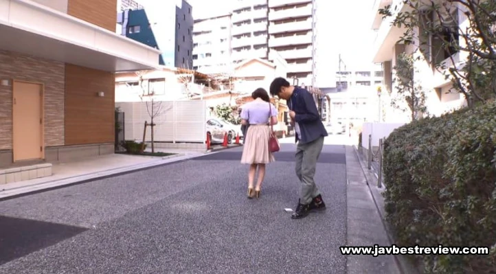 MVSD-432 Toilet Exposed NTS My Longing Older Sister Passing Each Morning Was A Sexually Treated Meat Urinal Woman Exposed In A Public Toilet. Eimi Fukada