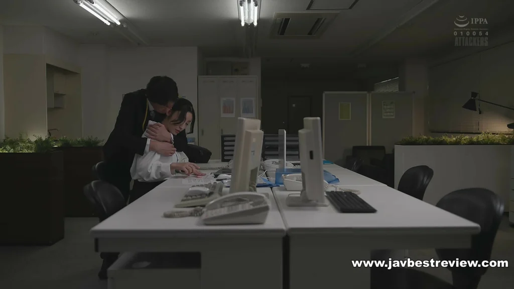 ADN-557 My Beloved Wife Was Having Sex With A Co-worker Right In Front Of Me, And For Some Reason My Dick Got Erect. Kana Morisawa