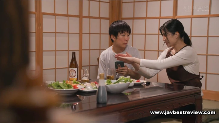 STARS-947 A Beautiful Wife Who Runs A Vacation Rental Is Provoked By A Guest And Has NTR Sex. I Got Addicted To It And Had Sex For 3 Nights And 4 Days Hidden From My Husband Rei Kamiki