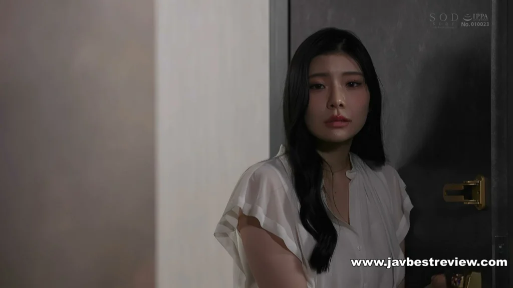 START-046 A Newlywed Wife Who Moves Into A Luxury Tower Apartment Becomes The Target Of Rich Men's Debauchery And Is Treated With An Aphrodisiac And Turned Into A Sex Toy. At The Sexual Orgy Party, She Is Drooling With Saliva And Falls Into Pleasure Until She Earnestly Asks For The Dick. Rei Kamiki