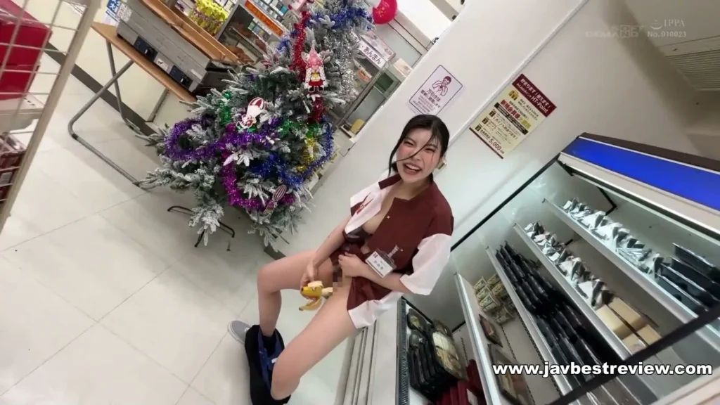 SDDE-711 Possessed Bakatter Rei Kamiki A Miraculous Christmas Present? ! It's A Big Runaway Using The Body Of A Big-breasted Part-time Job Lol. Posted Again At The Convenience Store On Christmas With Erotic Idiot Big Flame Special Holy Night Breasts Pussy! 29 Consecutive Better Festivals! !