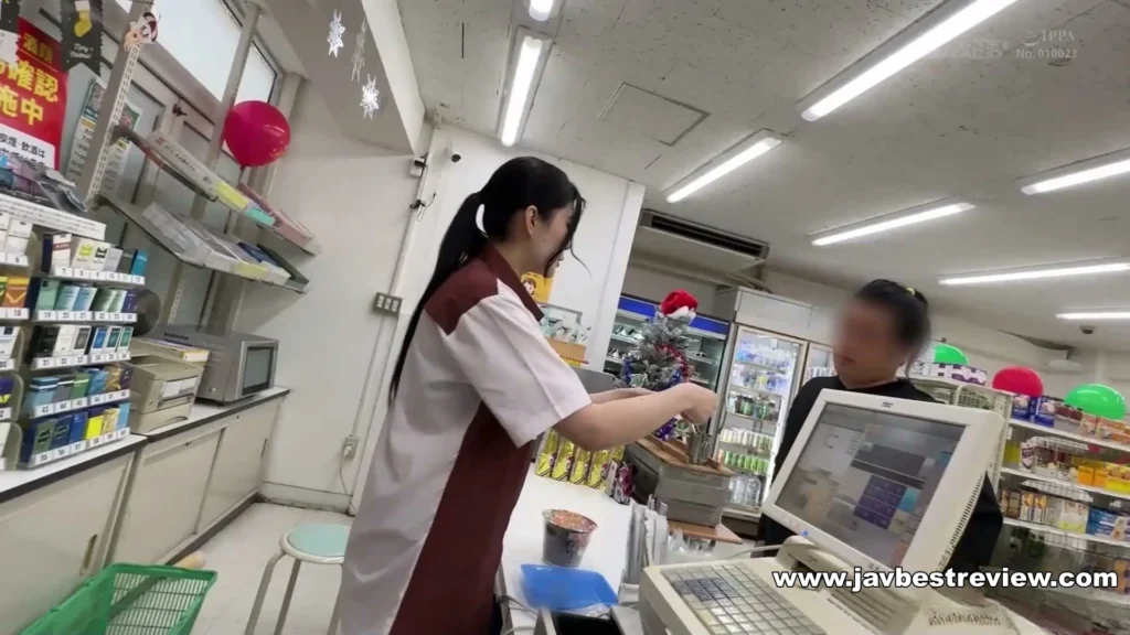 SDDE-711 Possessed Bakatter Rei Kamiki A Miraculous Christmas Present? ! It's A Big Runaway Using The Body Of A Big-breasted Part-time Job Lol. Posted Again At The Convenience Store On Christmas With Erotic Idiot Big Flame Special Holy Night Breasts Pussy! 29 Consecutive Better Festivals! !