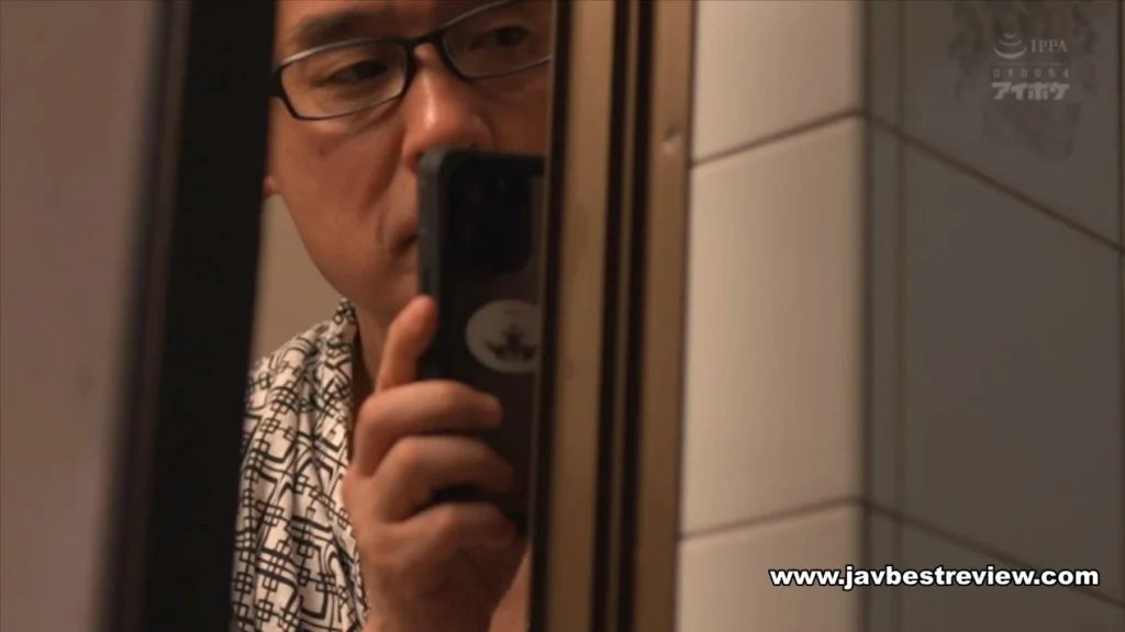 IPZZ-138 I Unexpectedly Ended Up Sharing A Room With My Boss, Whom I Hated To Death, At A Hot Spring Inn While On A Business Trip... I Was Made To Cum Over And Over Again By This Ugly, Obscene Old Man. Rio Asahi