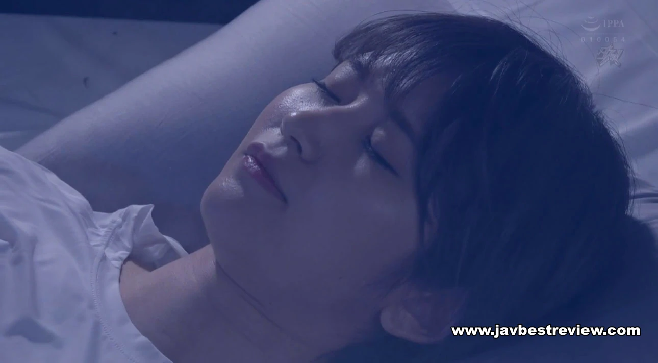 DASD-949 As A Woman, I Accepted Her As Requested By My Best Friend, And My Heart Became A Woman. Yuuri Asada