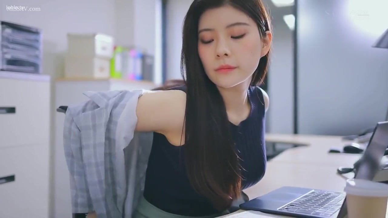 D:\jav best review\1050~1099\1083 zhi文 done\新建文件夹\STARS-894 女朋友的变态脸只有我自己知道在公司里以美丽著称的K桑还有秘密的办公室恋情人们认为她是\Image26.jpg